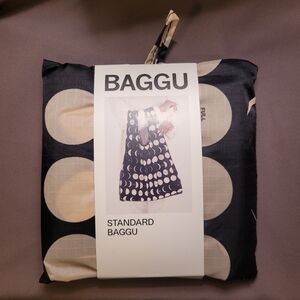 BAGGU Standard Reusable Bag in Black with Cream Moon